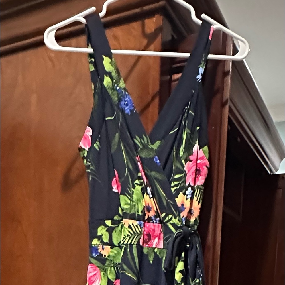 Le Lis floral dress (stitch fix). Small Petite